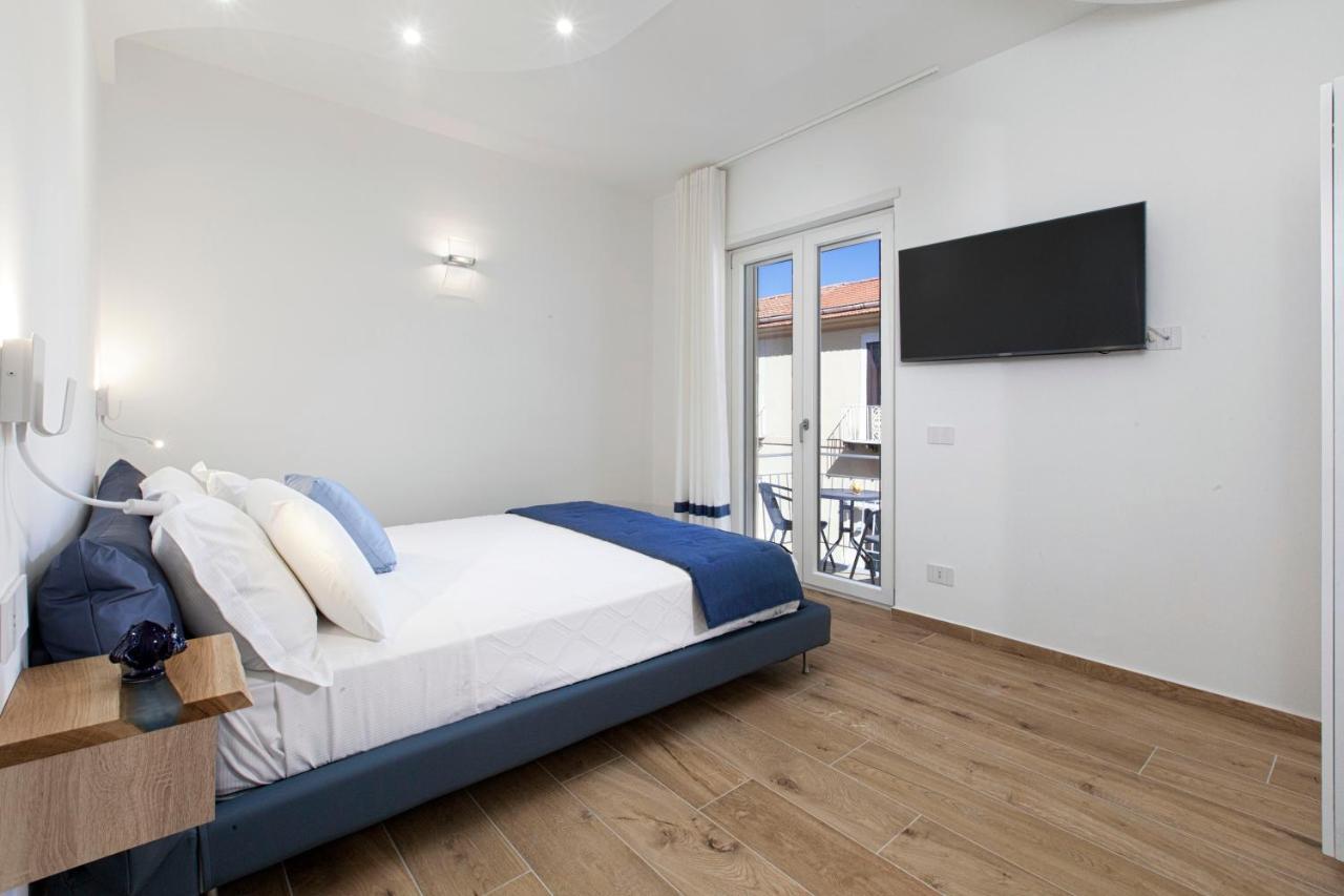 Yourhome - Lidia Rooms & Suites 索伦托 外观 照片
